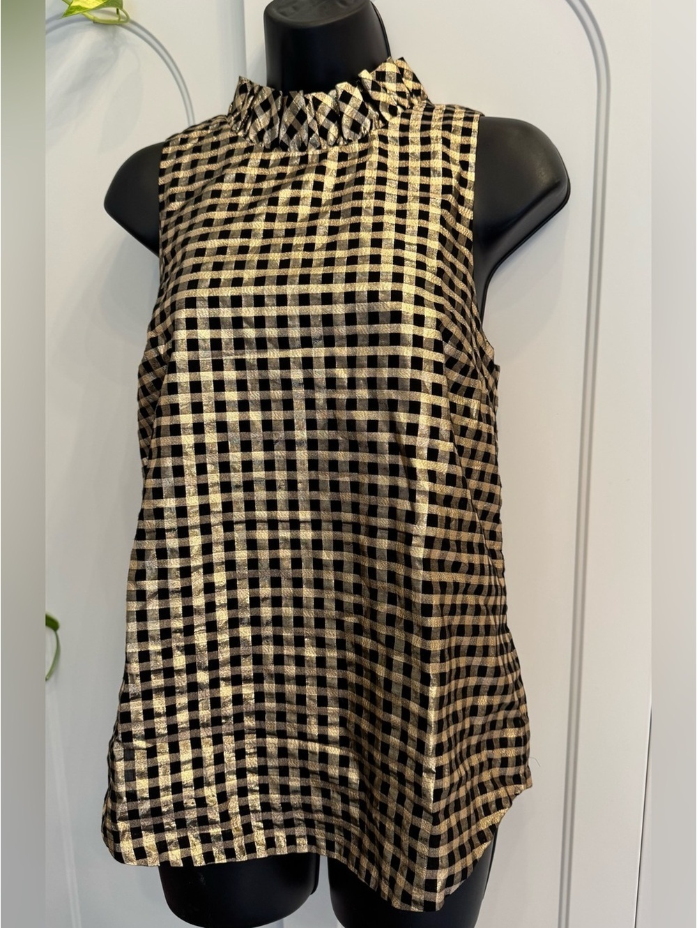 J.Crew Women’s S Metallic Plaid Ruffle Neck Sleeveless Top Black Gold Holiday AU